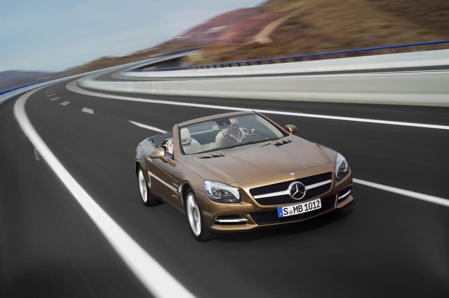  Mercedes-Benz SL500 2012 года  (фото 19 из 31)